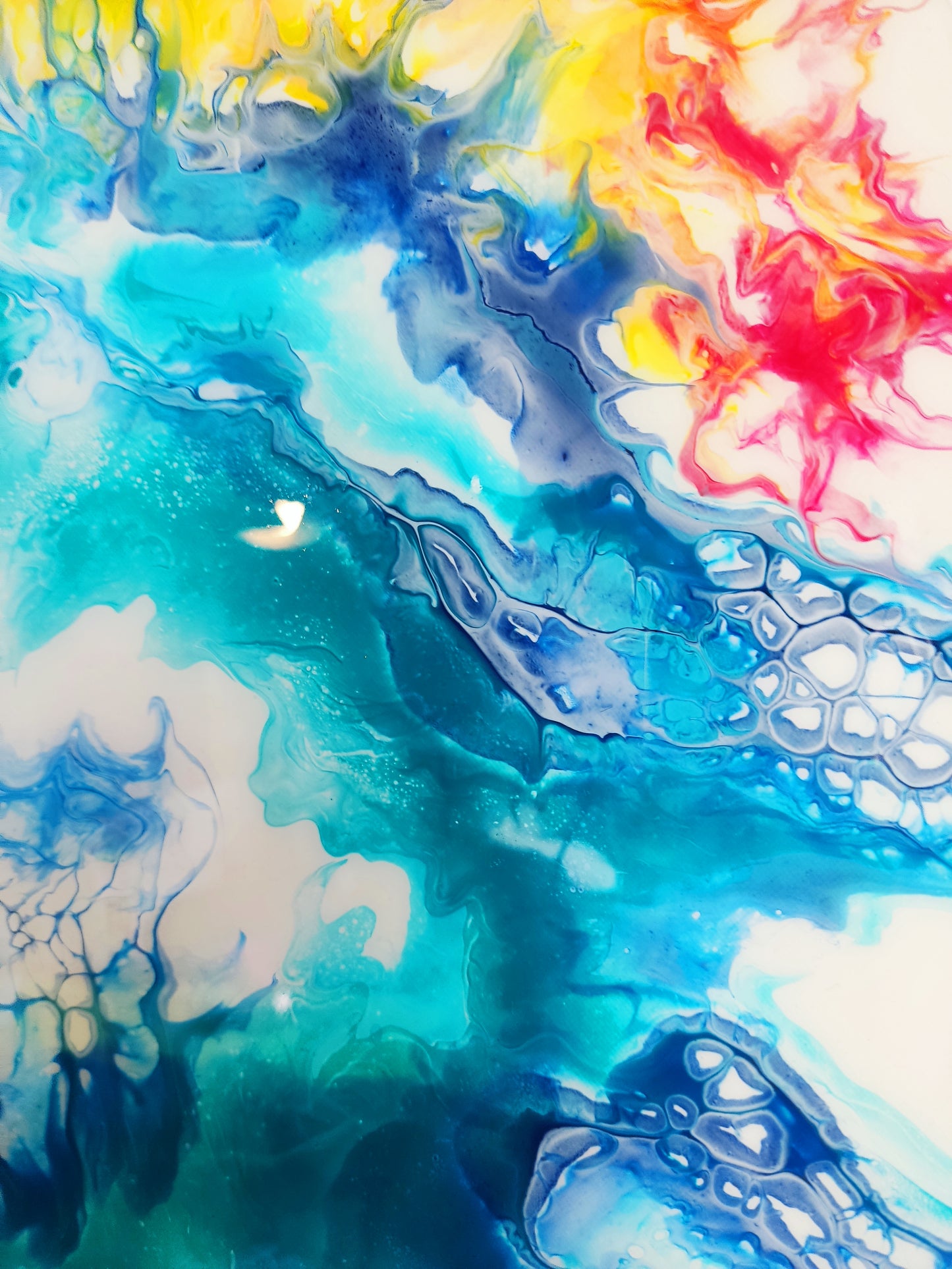 „Feuer und Wasser: Ein Meisterwerk der Harmonie“  HOCHGLANZ mit Resin veredelt, Ø 50cm Durchmesser