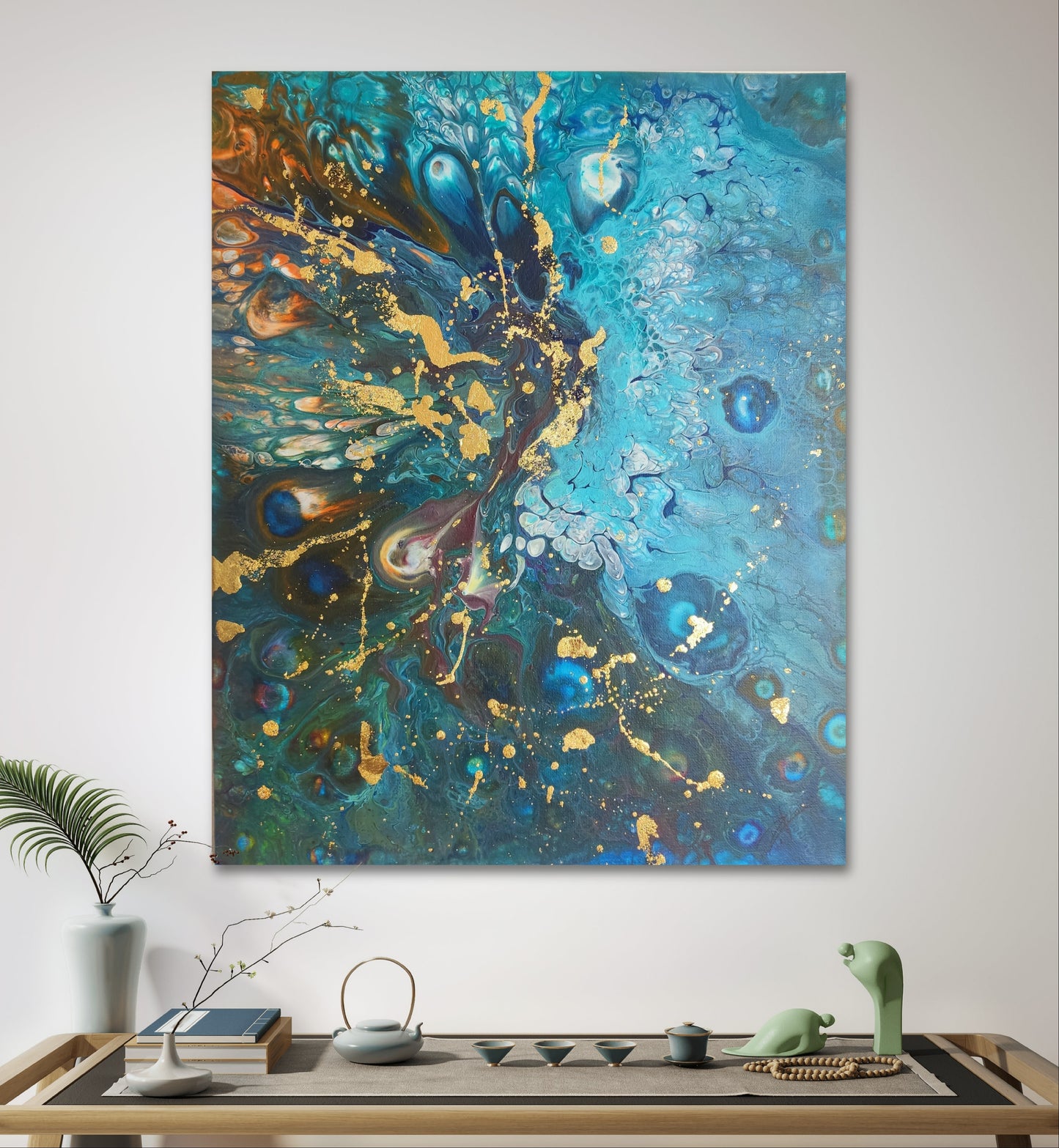 “Golden Ocean Vibes: Energy and Emotions on Canvas!”